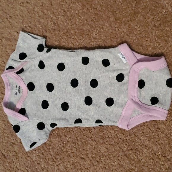 Carter's/Gerber Infant Girl's One Piece Bodysuits Size NB Set of 6 - Picture 4 of 13